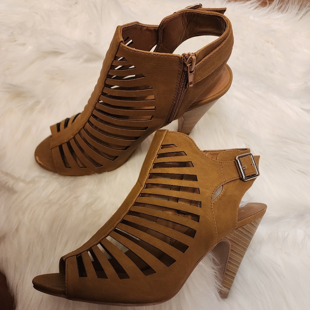 Women's Shoes